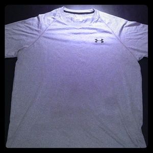 Under armour men's shirt sz M